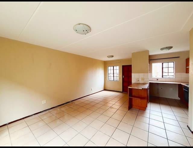 2 BEDROOM APARTMENT RENTED IN HALFWAY GARDENS